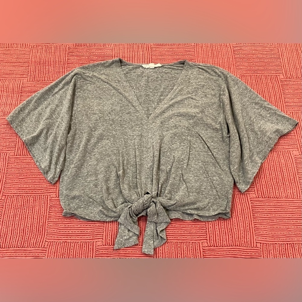 Lovestitch women’s medium Heather Gray Tie-Front Blouse